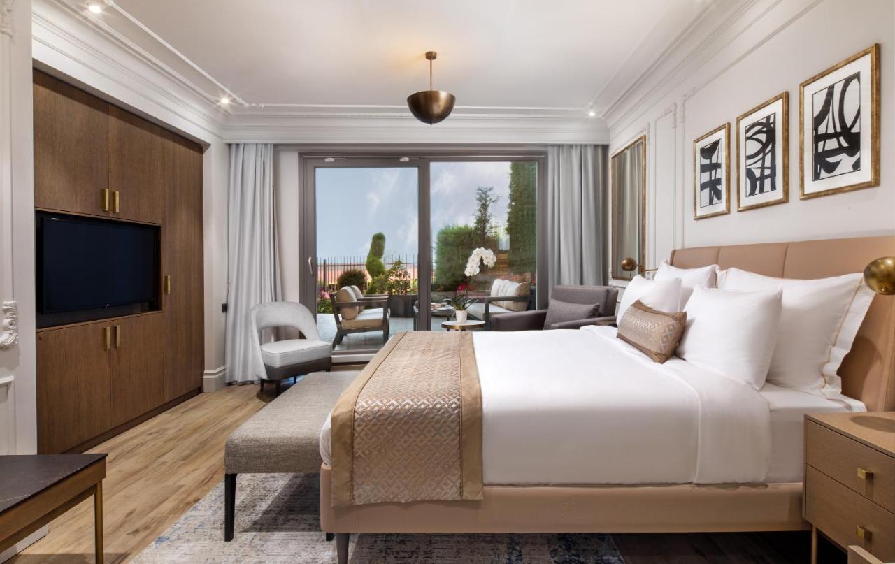 Mula Hotel Istanbul Exterior foto A guest room at the hotel